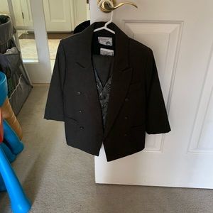 Boy’s size 5 three piece suit